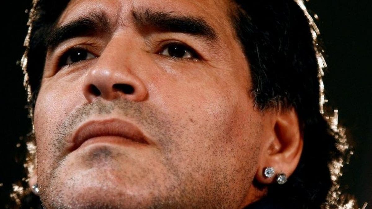 Muere Maradona Pens Bamos Que Era Inmortal Las Ca Das Y Eternas