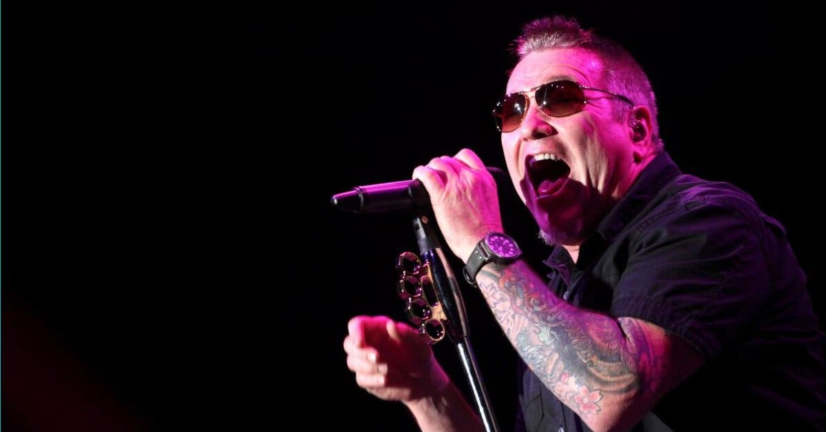 Muere Steven Harwell Vocalista Y Fundador De Smash Mouth