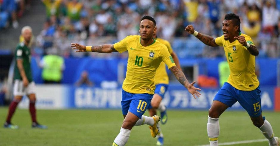 Neymar aprovechó la velocidad de Willian que ingresó en velocidad al área y le sirvió el 1-0 con el que Brasil venció a México.