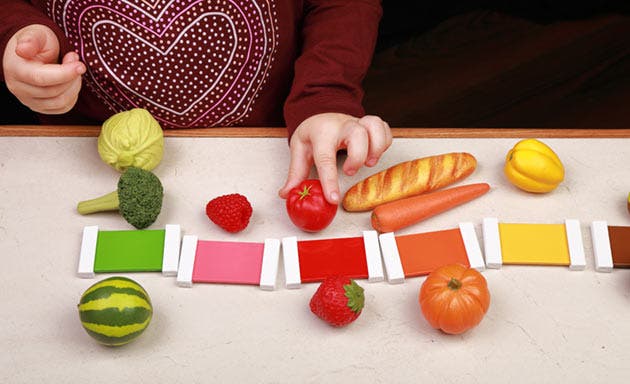 Caja táctil, Montessori