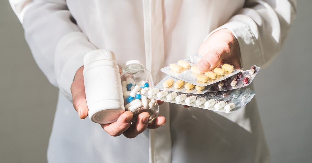 Caja de almacenamiento de medicamentos fotografías e imágenes de