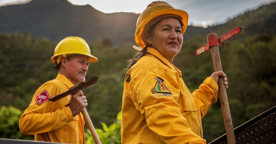 María Quirós, Bombero Forestal