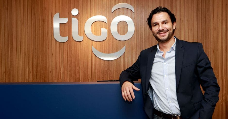 tigo donde vive el futbol campaña liga española premier league torneo nacional mejor conexión Internet parrilla programas canales entretenimiento julio sosa director b2c tigo sports tigo costa rica clásico barcelona real madrid 19 marzo camp nou premio tres suscriptores tigo paquetes vix+ liga santander