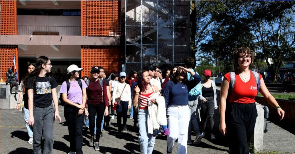 inicio curso, UCR, estudiantes, matrícula