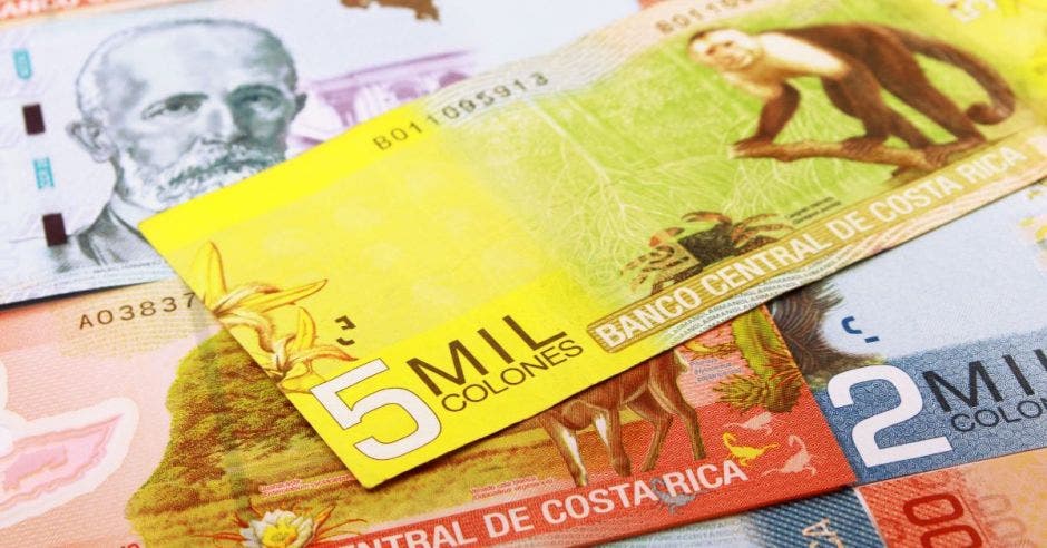 billetes de Costa Rica