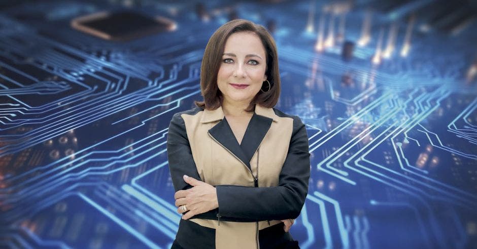 Para empresas como Intel, la diversidad de talento humano es vital para atender un mercado global. Ileana Rojas, Gerente General de Intel Costa Rica. Cortesía/La República