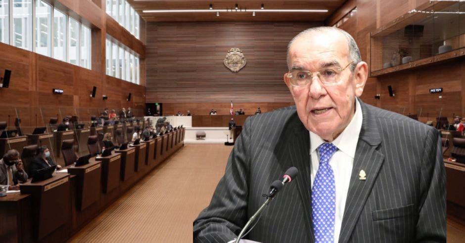 Rodrigo Arias seguirá como presidente del Parlamento. Cortesía/La República.