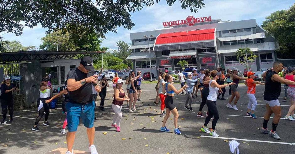 Las modernas instalaciones y equipo humano del World Gym lo hacen el mejor gimnasio de Latinoamérica. Cortesía/La República