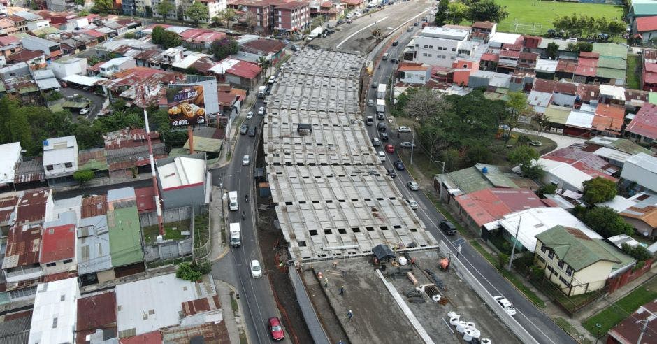 Con esta obra, se eliminarán los semáforos que se ubican en la zona y que, actualmente, generan atrasos de entre 3 y 7 minutos a los usuarios de la Circunvalación. Cortesía/La República