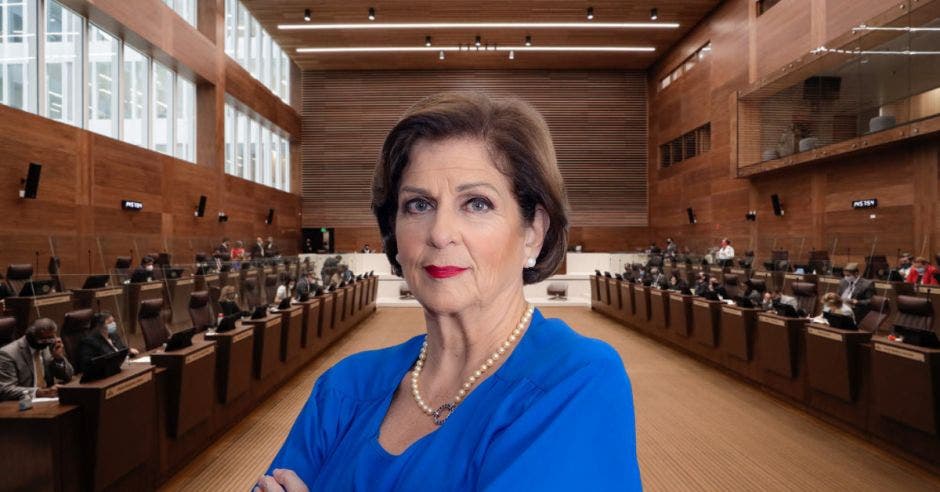 Pilar Cisneros, jefa del oficialismo. Cortesía/La República.