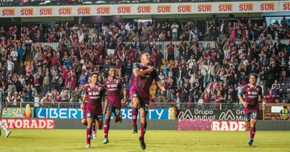 Saprissa/La República