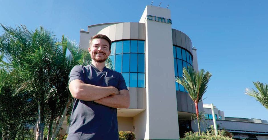 Francisco Gutiérrez, especialista en neurocirugía del Hospital CIMA San José