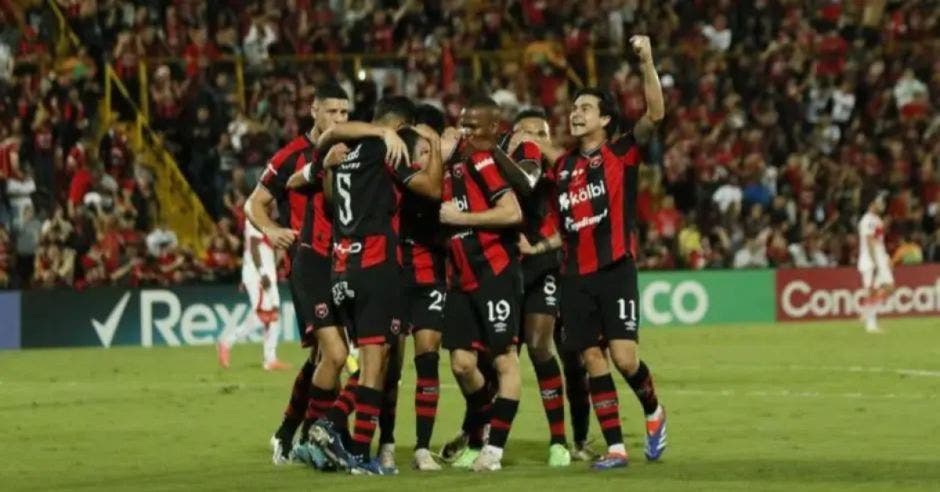 Alajuelense/La República