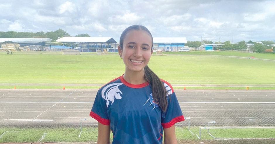 La joven deportista Emma Pacheco continúa subiéndose a lo más alto del podio. Cortesía/La República